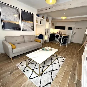  Appartement Nuit Bleue - à Pied !